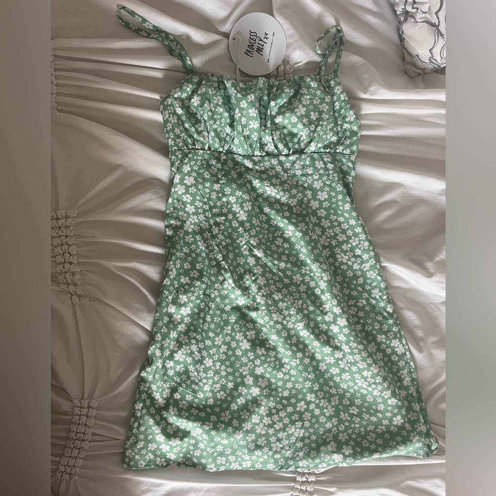 Princess Polly Green Floral Dress NWT